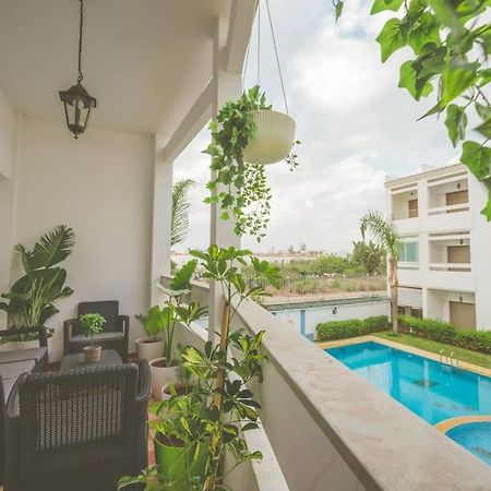 Lovely 2 Bedroom Vacation Home With Pool/Beach 스크히라트 외부 사진