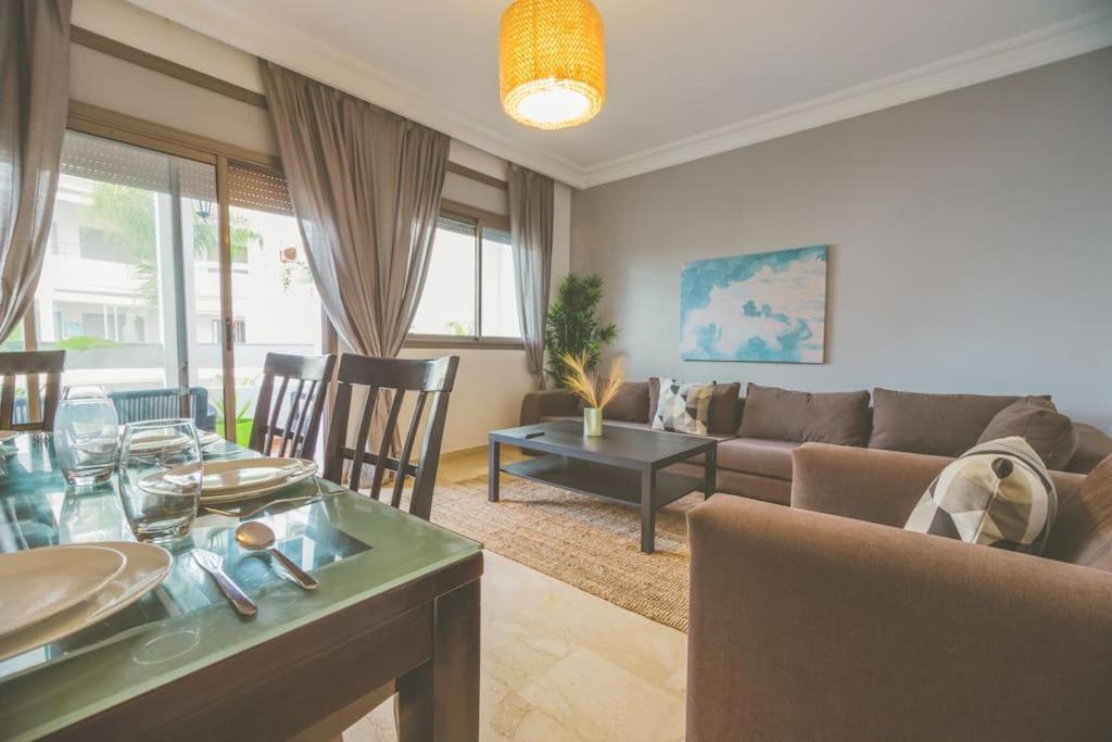 Lovely 2 Bedroom Vacation Home With Pool/Beach 스크히라트 외부 사진